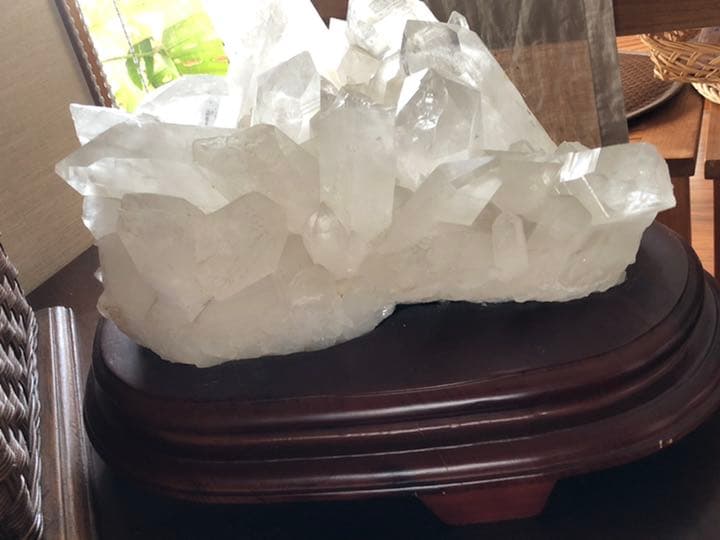 値下水晶19.9k高25、50,38cm台付(台の1箇所が動くが壊れてはいない)