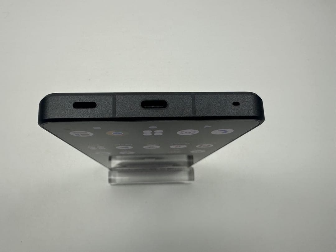 美品 Aquos R8 pro docomo 256gb 画面不良なし