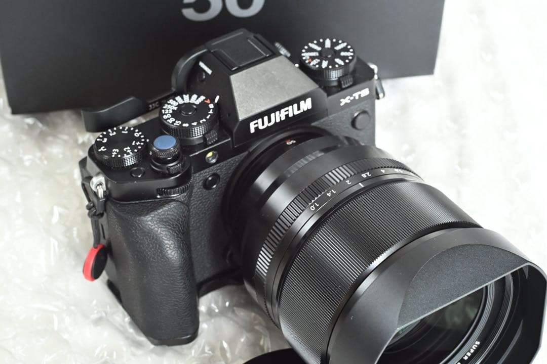 Fujinon XF 50mm F1.0 R WR レンズ