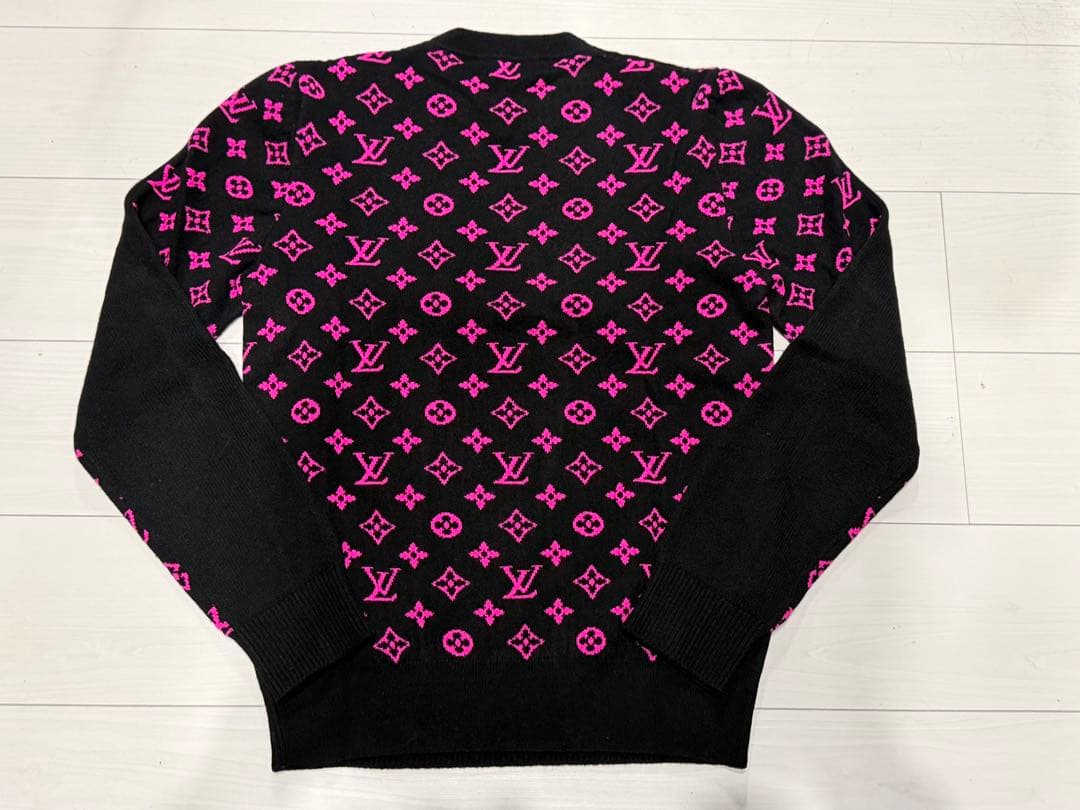 即完売品　岩田着用　Louis Vuitton ヴィトン　ロゴニットセーター
