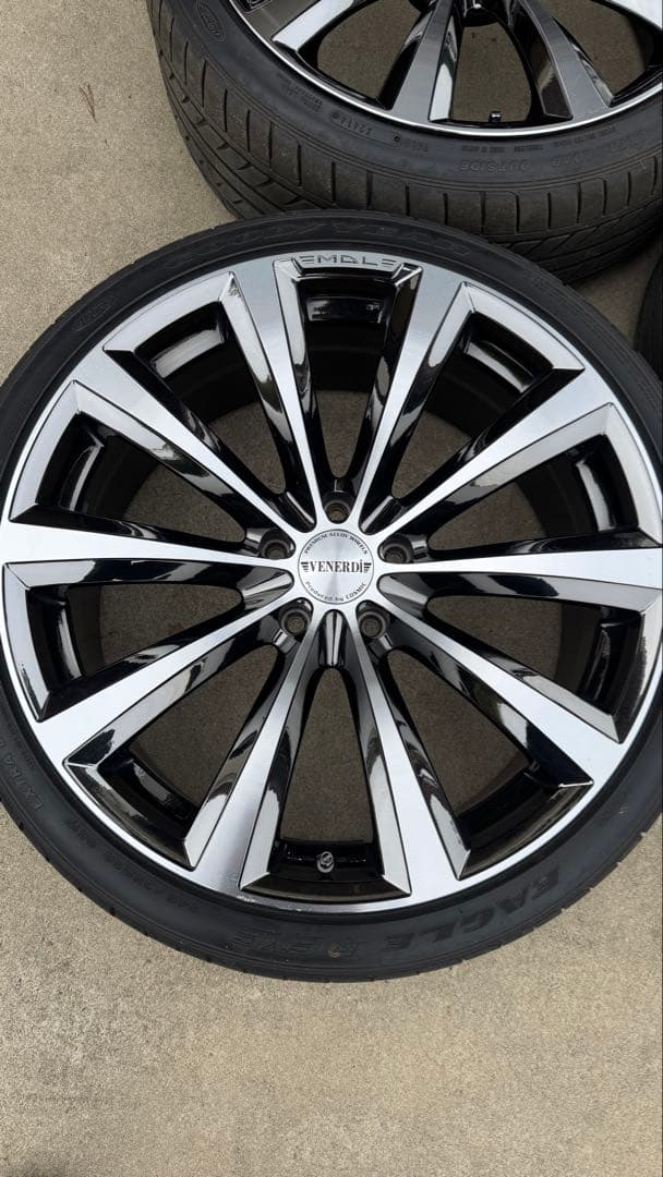 最終値下げ　VENERDI MADELENA 20インチ　アルヴェル