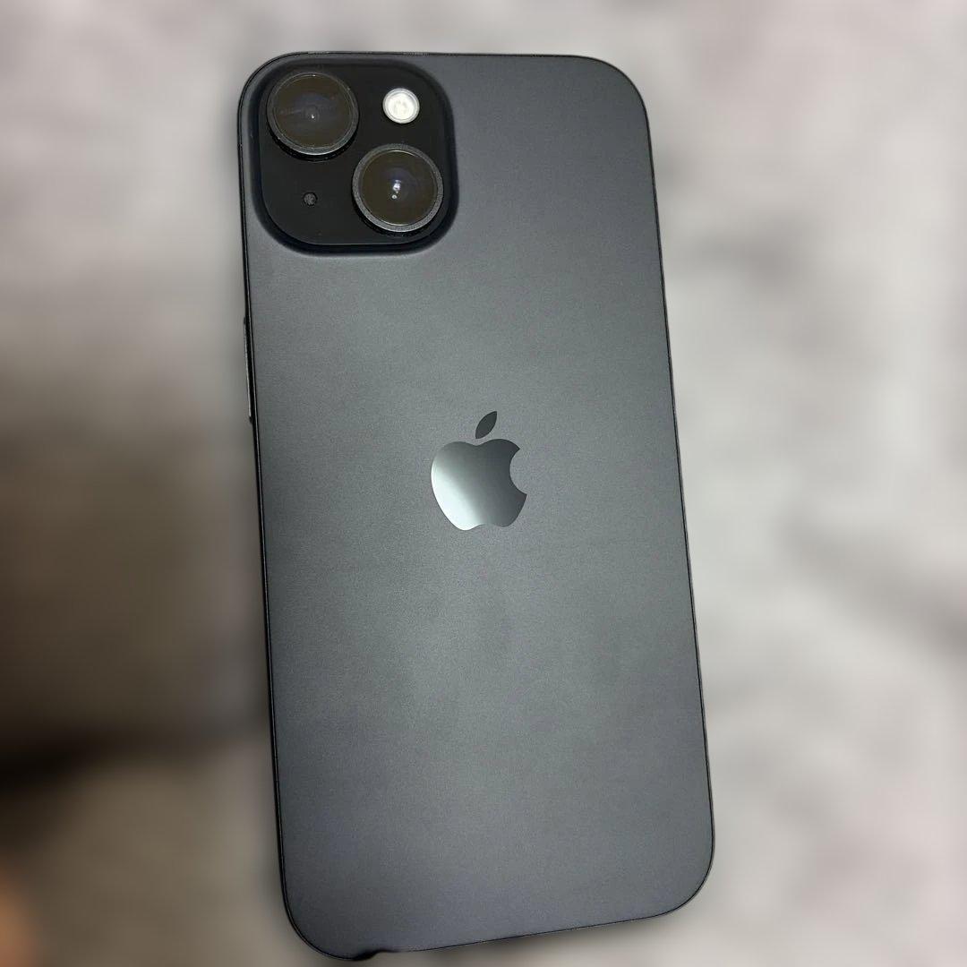 iPhone 15 ブラック 128GB 本体 充電ケーブル付き
