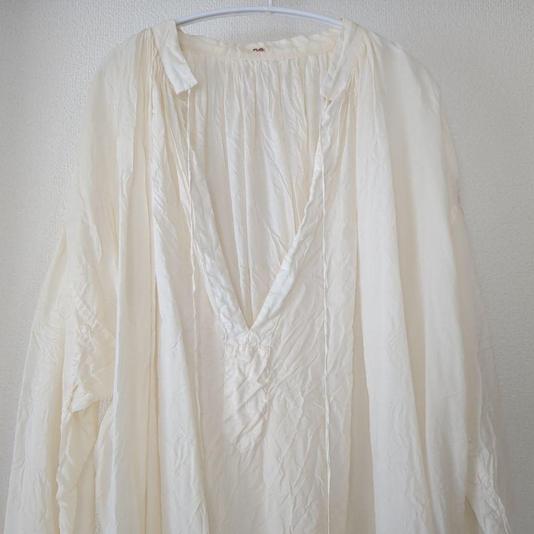 も*も様 ARTS＆SCIENCE　ギャザー　チャーチ　スモック　ブラウス　シル