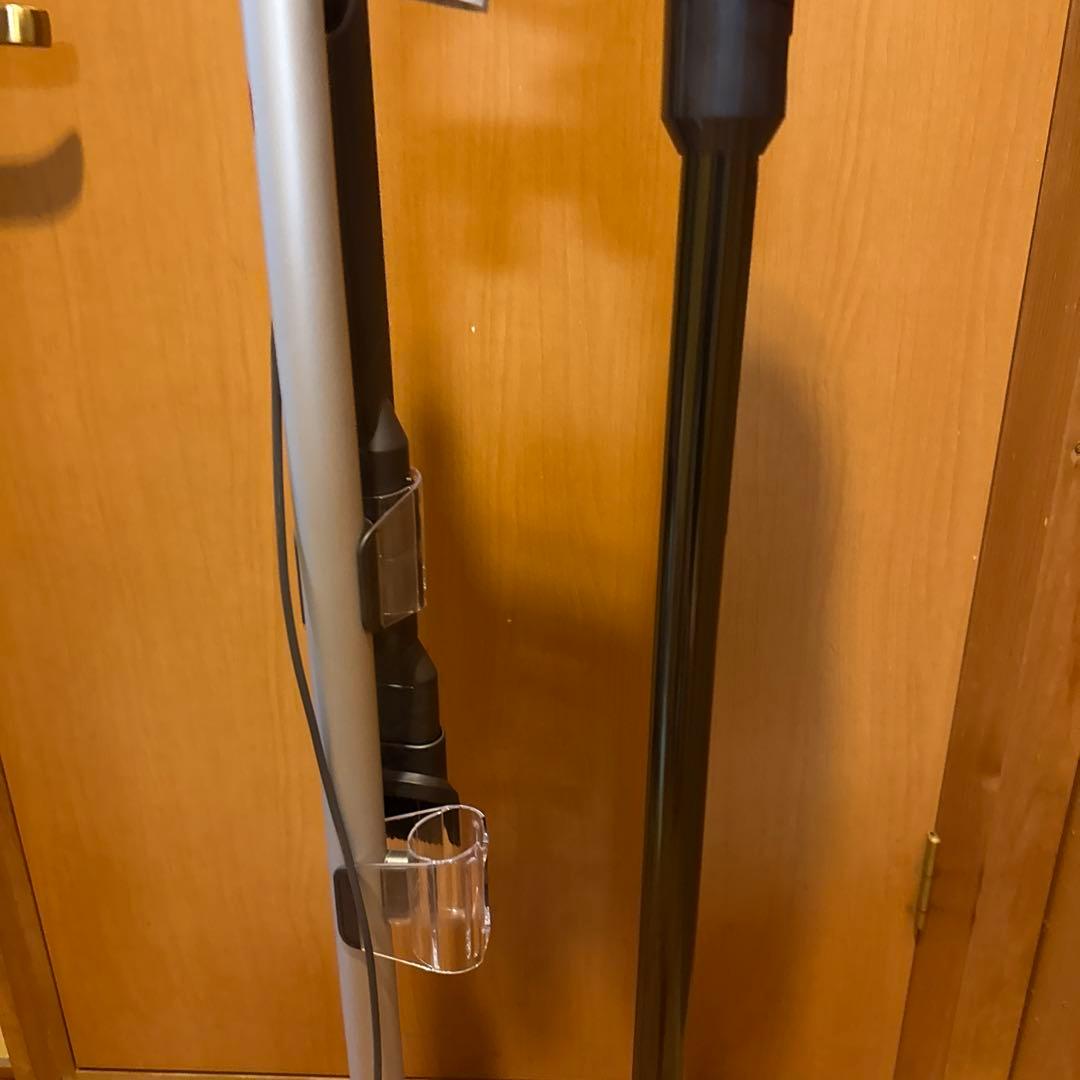 しんdyson‼️デジタルスリムフィラフィ SV18充電スタンド付き