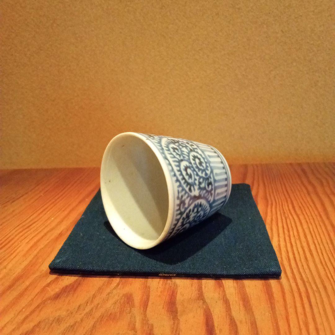 【古伊万里 （初期伊万里）】 蛸唐草紋様　蕎麦猪口　江戸初期　べた底