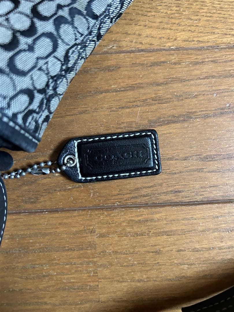 Coach ロゴ柄 ショルダーバッグ