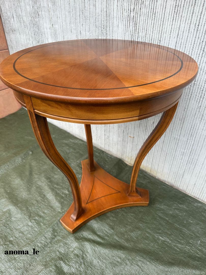 【サイドテーブル】木製　イタリア　オケージョナル　飾り台　花台　インテリア◎