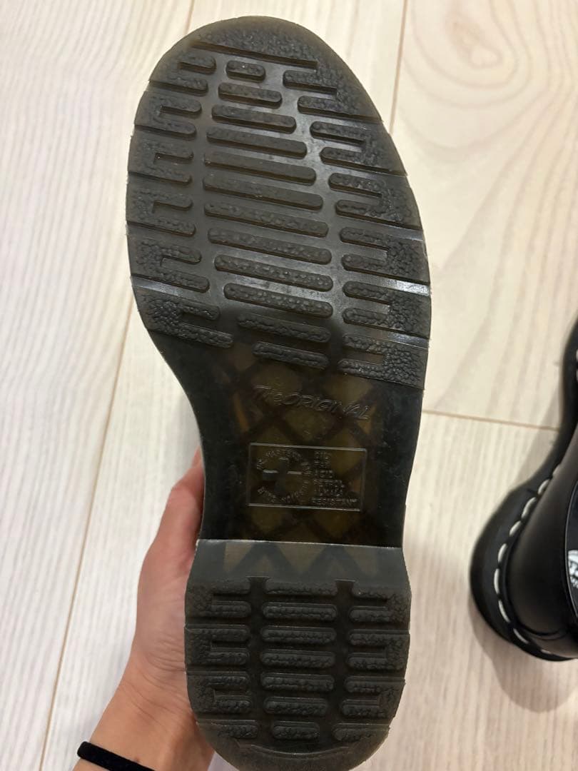 ドクターマーチン Dr.Martens ホワイトステッチ 3 ホール 24cm