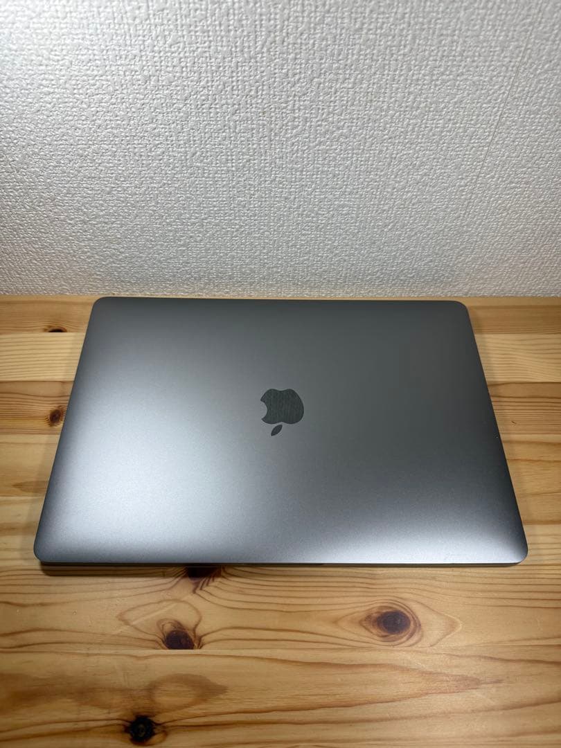 Apple MacBook Pro 13インチ 2019 i7/16GB/250