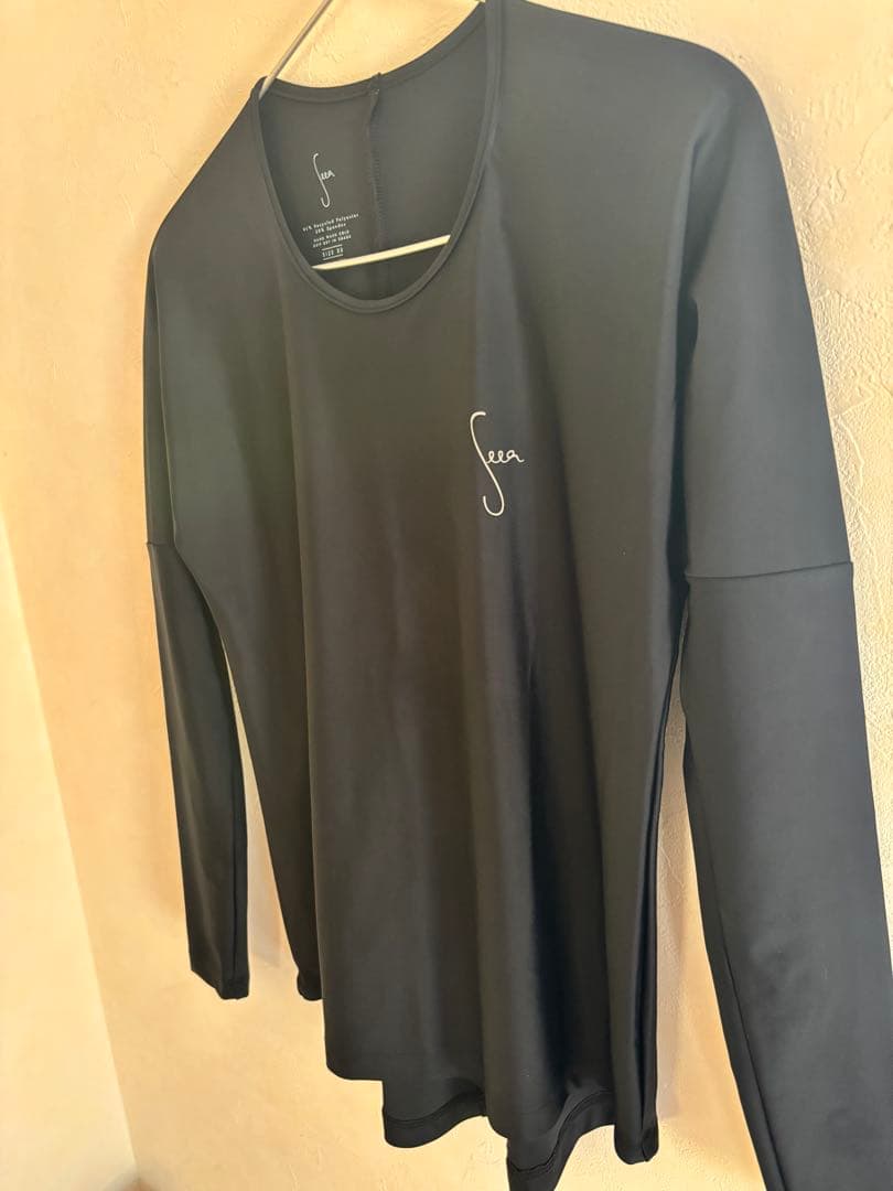see シーア　ラッシュガード XS
