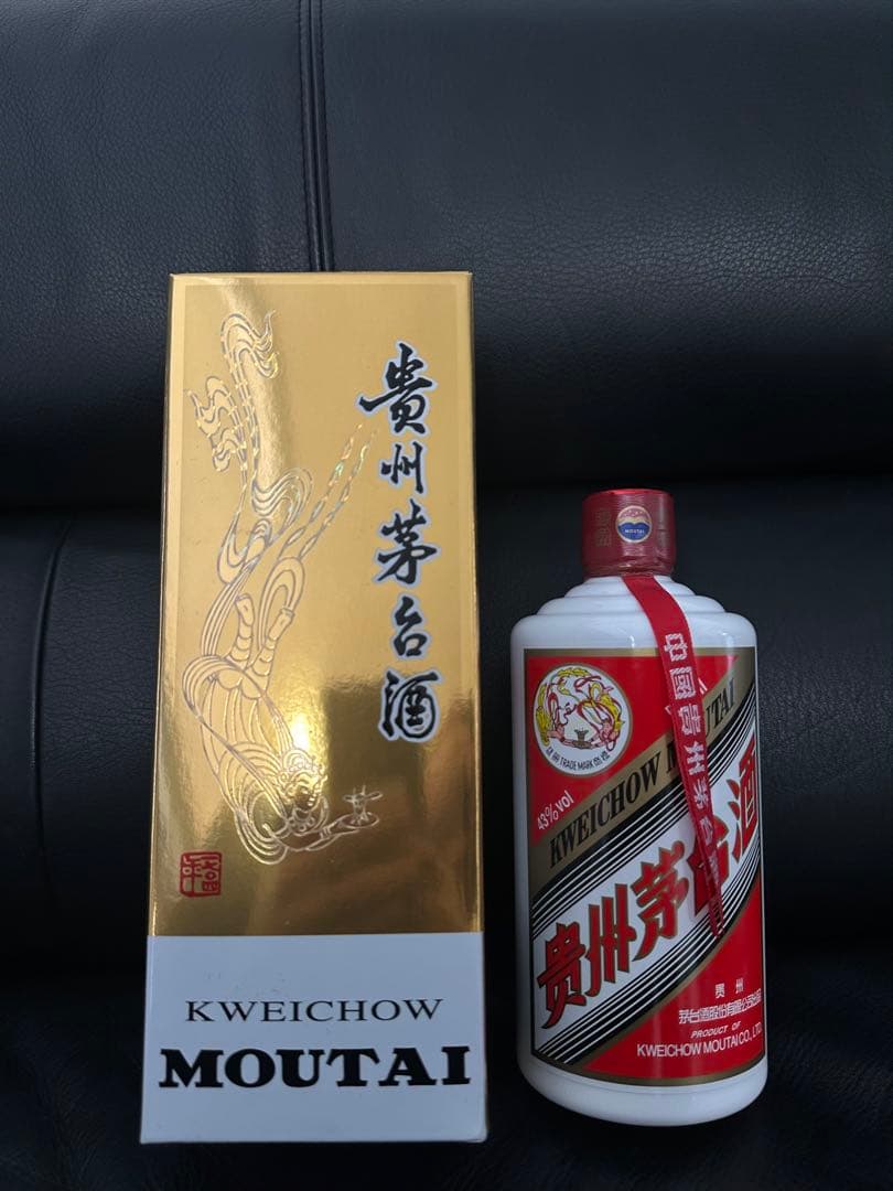 Kweichow Moutai 500ml グラス付き