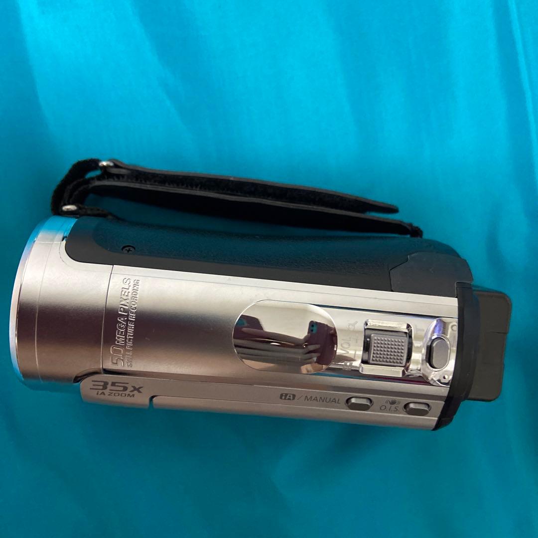 Panasonic HDC-TM60-S（デジタルハイビジョンビデオカメラ）