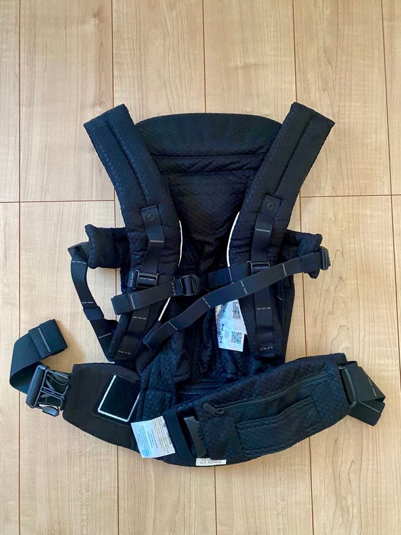 美品✨ほぼ新品　エルゴ Omni Deluxe Mesh Onyx Black