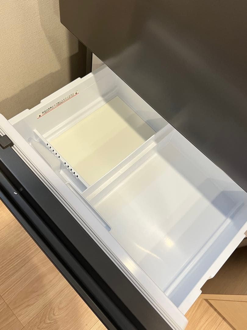 福*膳様 美品 MITSUBISHI 冷凍冷蔵庫 2024年製 MR-CX37K