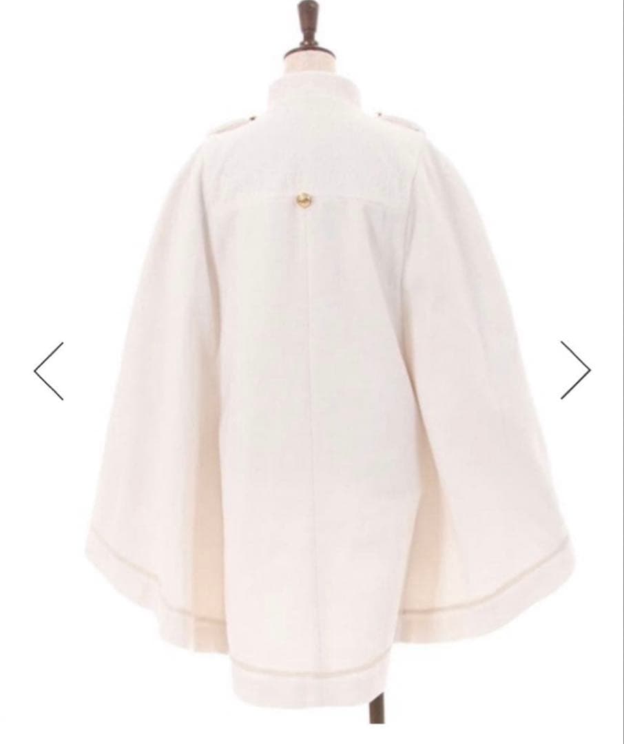 axes femme ダブルボタンケープコート 白