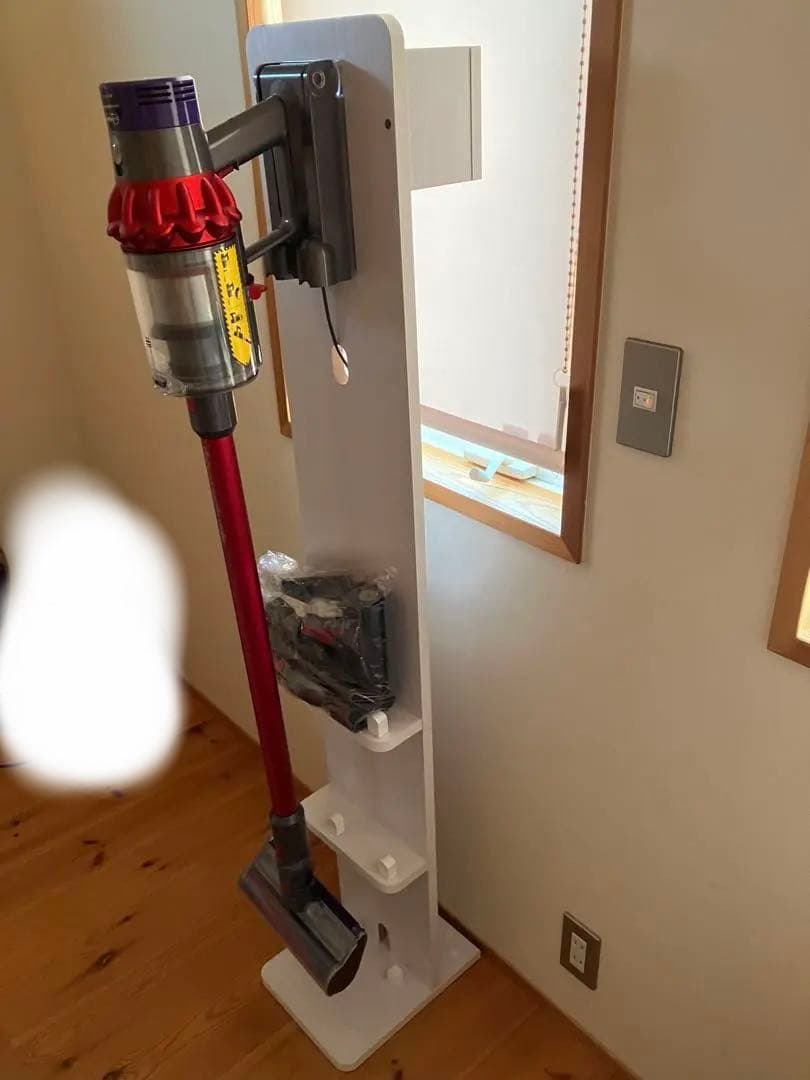 ダイソンコードレス掃除機V10 棚付き 動作品　訳あり格安