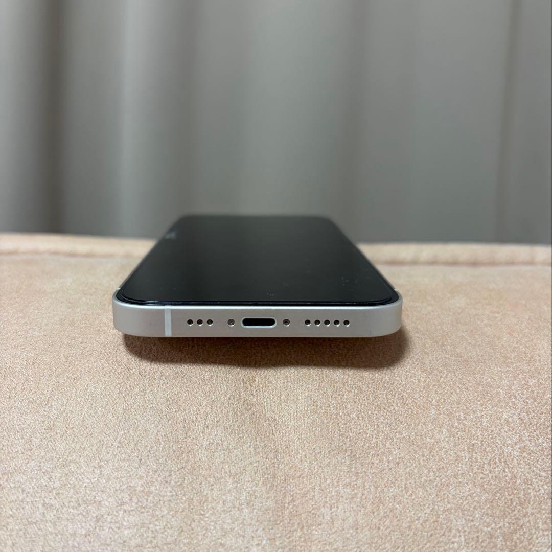 中古品 iPhone 13 スターライト 256GB SIMフリー