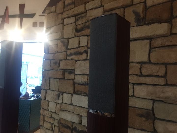 レトロ感溢れているリビング用 シアタールーム用スピーカー⭐️