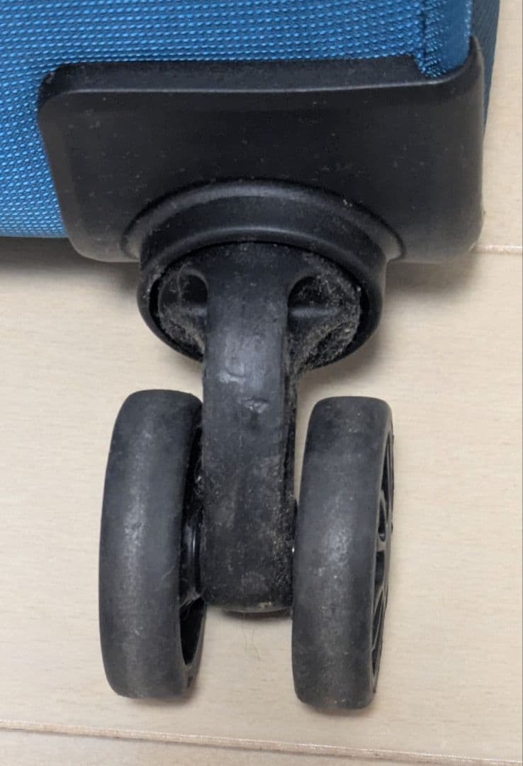 Y*i様 AMERICAN TOURISTER スーツケース