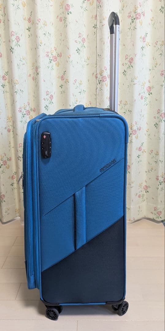 Y*i様 AMERICAN TOURISTER スーツケース