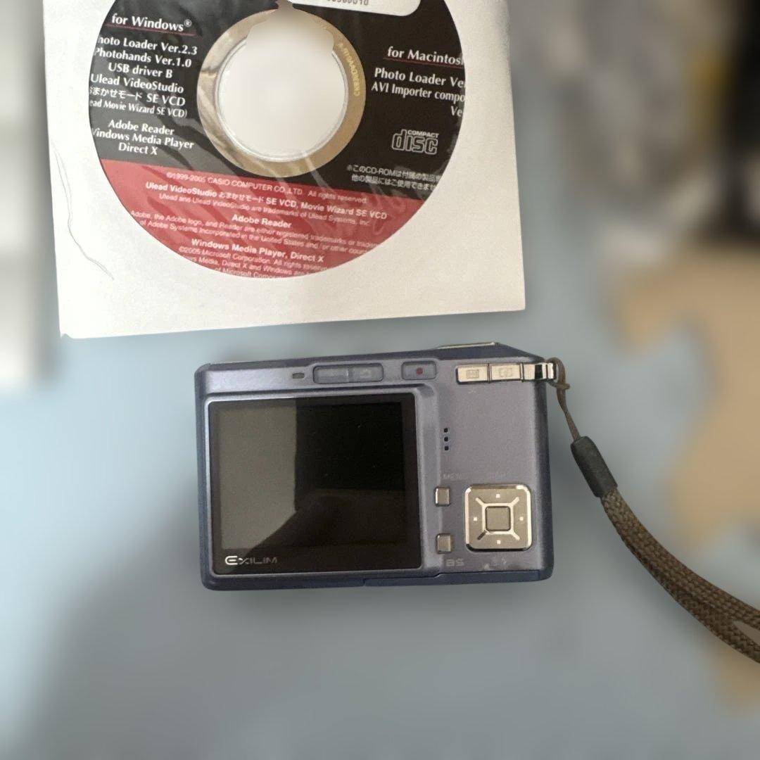 CASIO EXILIM EX-S600 デジタルカメラ　バッテリー付き