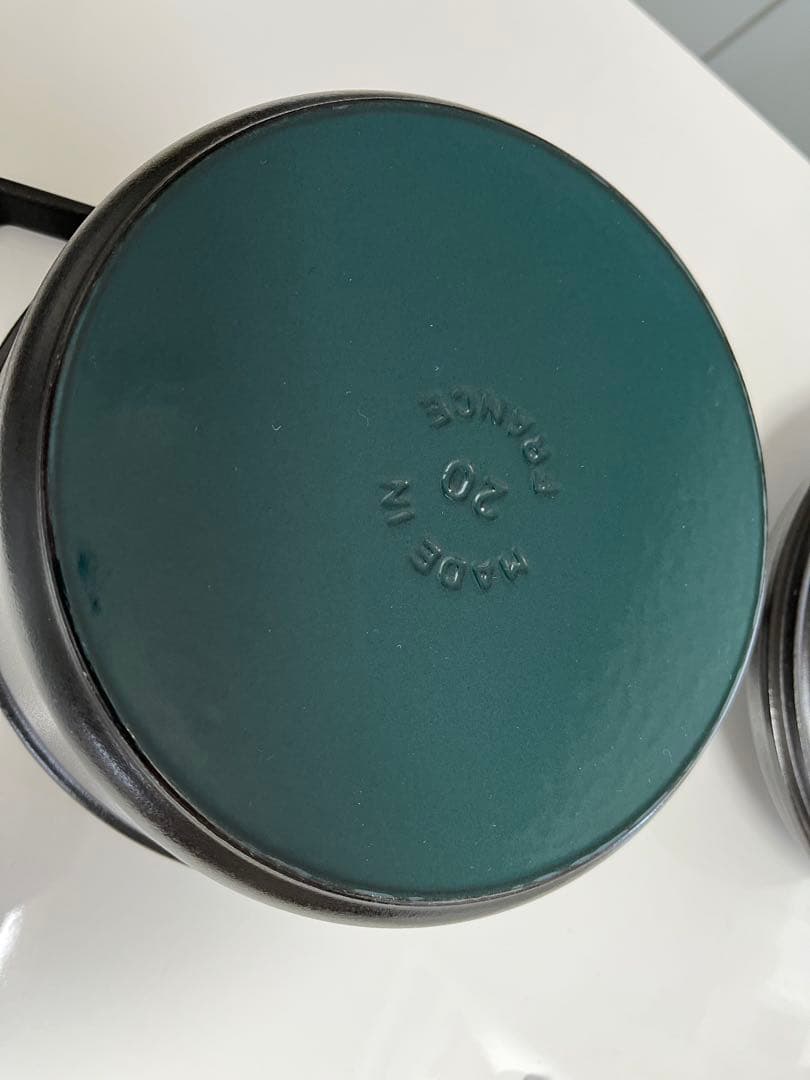 ストウブ ピコ・ココット ラウンド 20cm ブラック