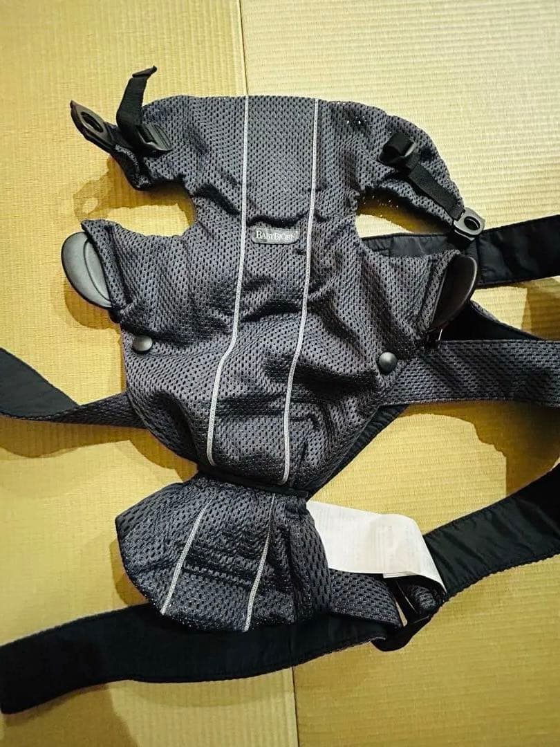 BABYBJÖRN BABY CARRIER MINI ダークグレー