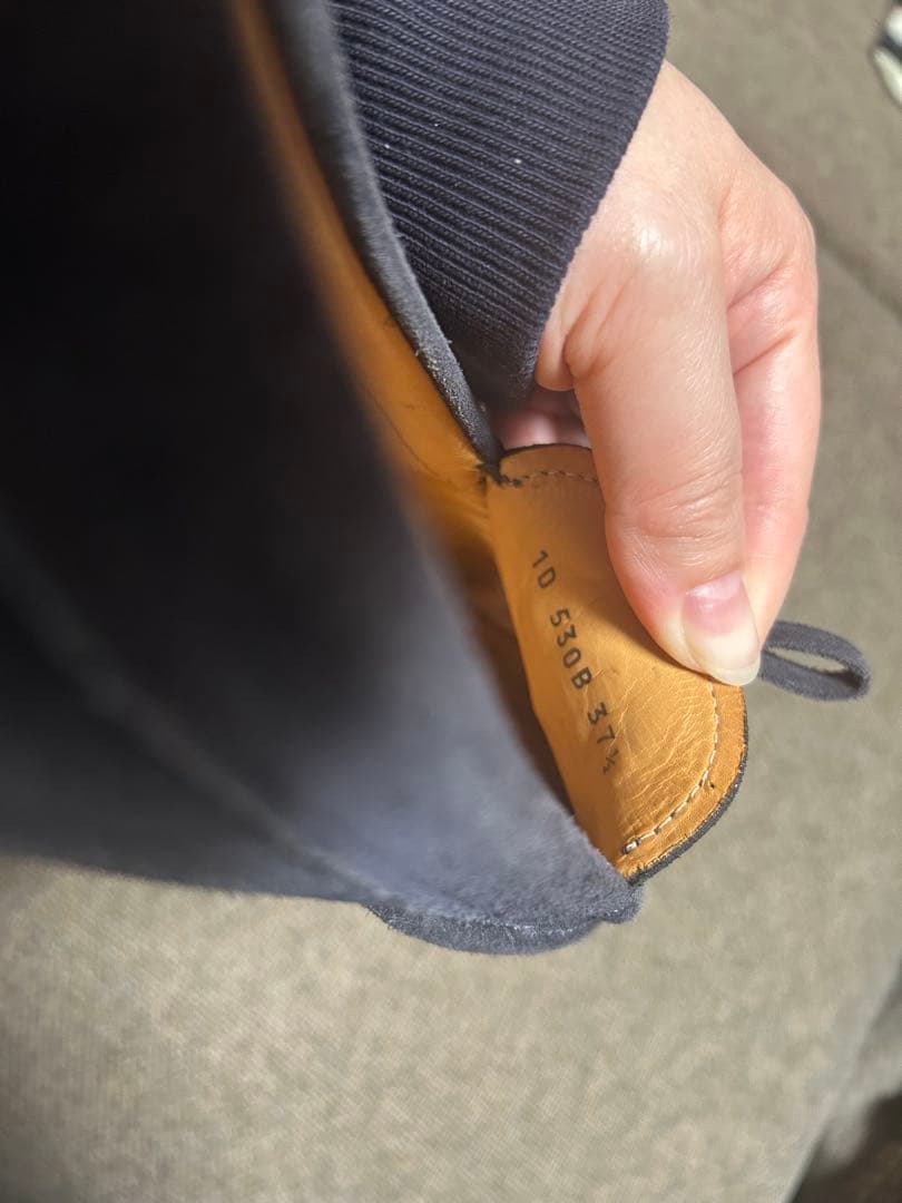 PRADA ネイビー スエード ローファー