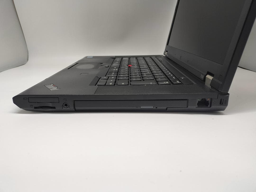 【lenovo】高性能 Core i7/新品SSD128GB ノートPC E12