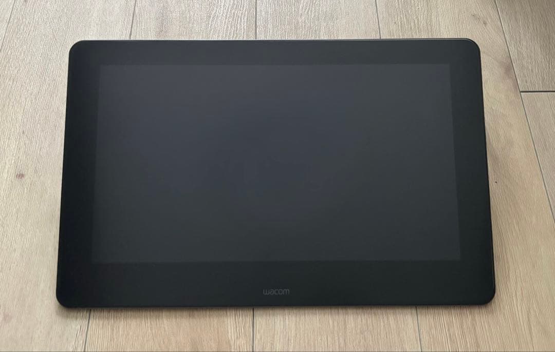 液タブ・ペンタブ Wacom Cintiq Pro 16 (DTH-1620/AK0)