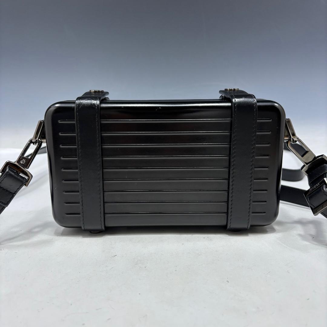 状態良【リモワ本物】ショルダーバッグ/ポリカボネート/ブラック/仕切りあり
