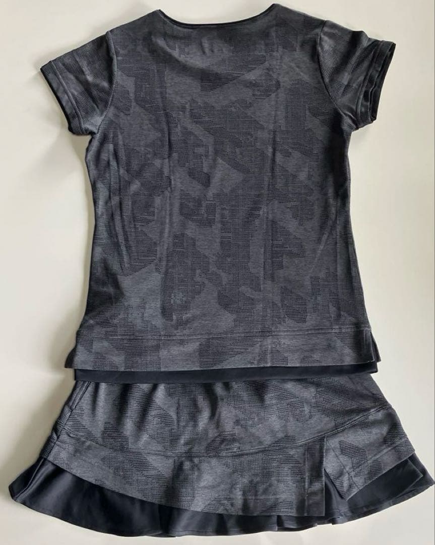 バボラテニスウェア上下セット