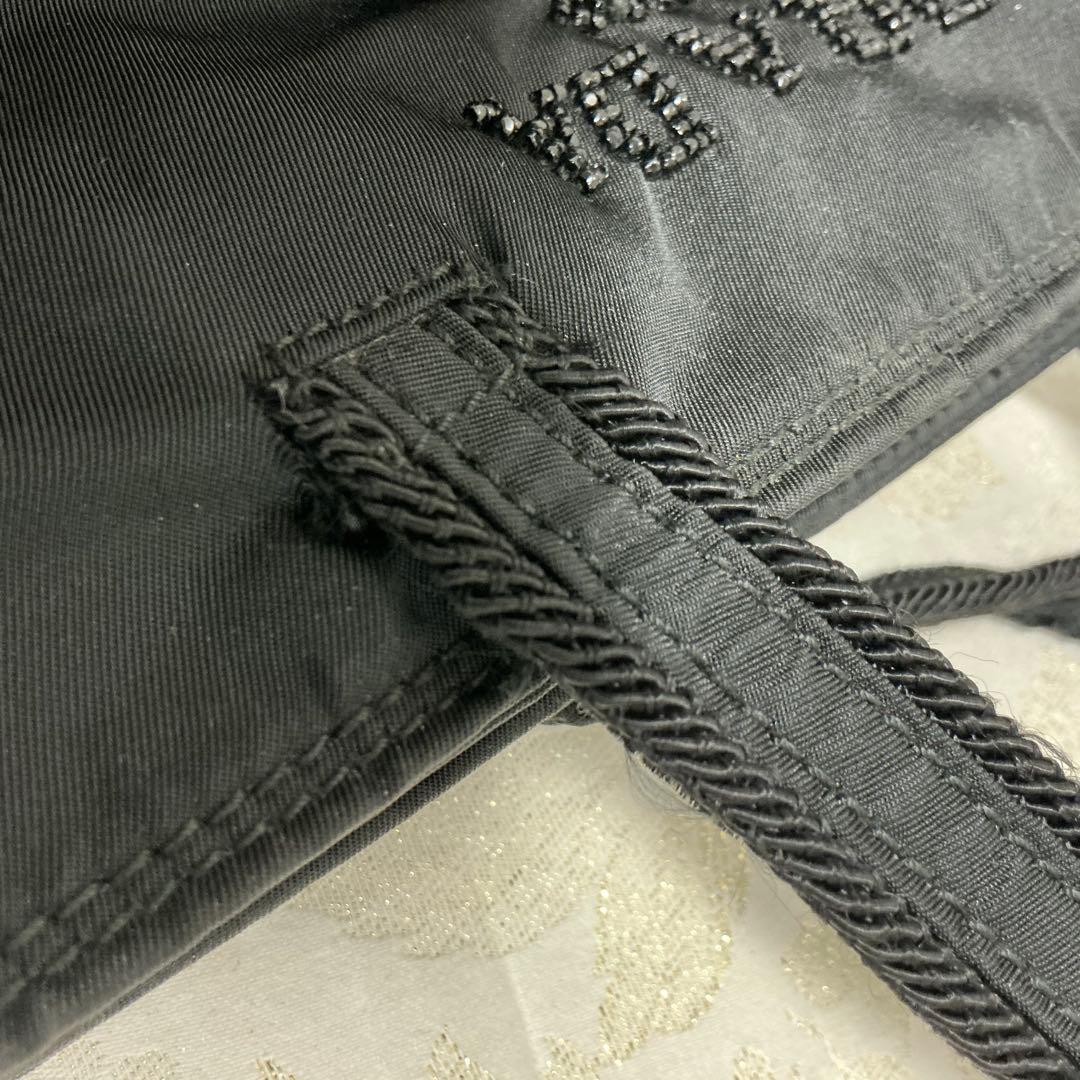 PRADA ナイロン ハンドバッグ 黒　ロゴビーズ刺繍