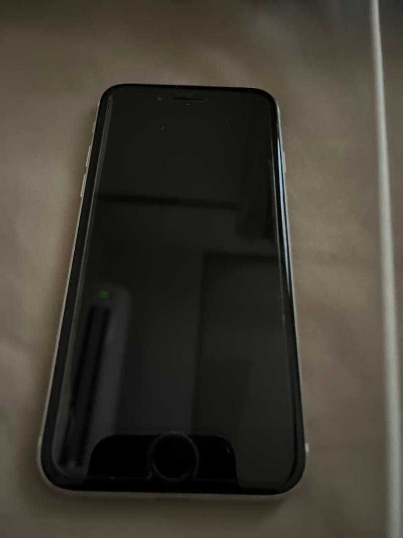 Apple iPhone SE2世代ホワイト 本体のみ