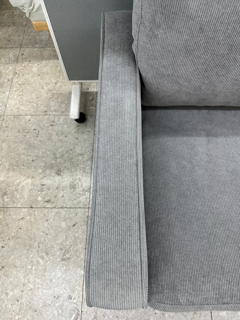 2人掛けソファ　ロータイプソファ可能　グレー