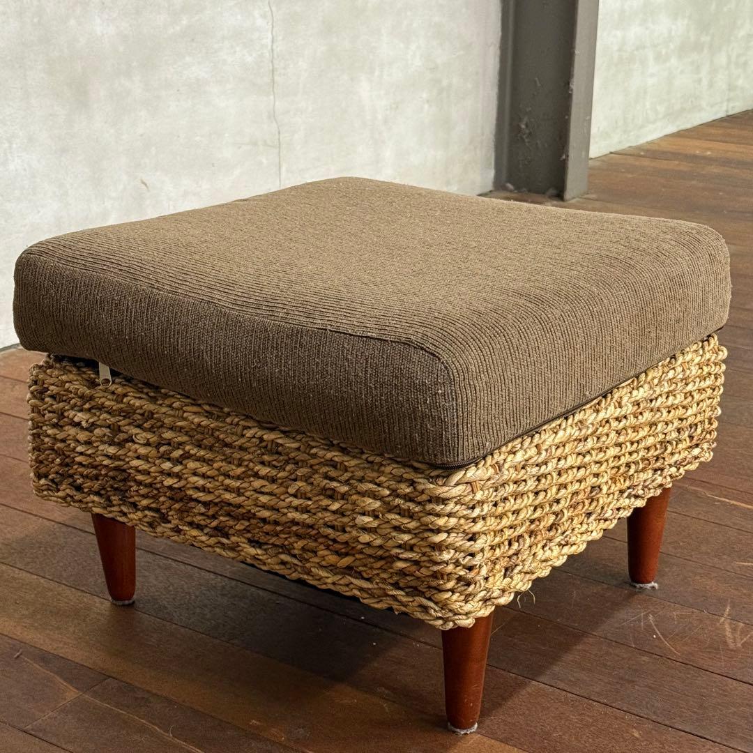 H17C16c ウォーターヒヤシンス オットマン