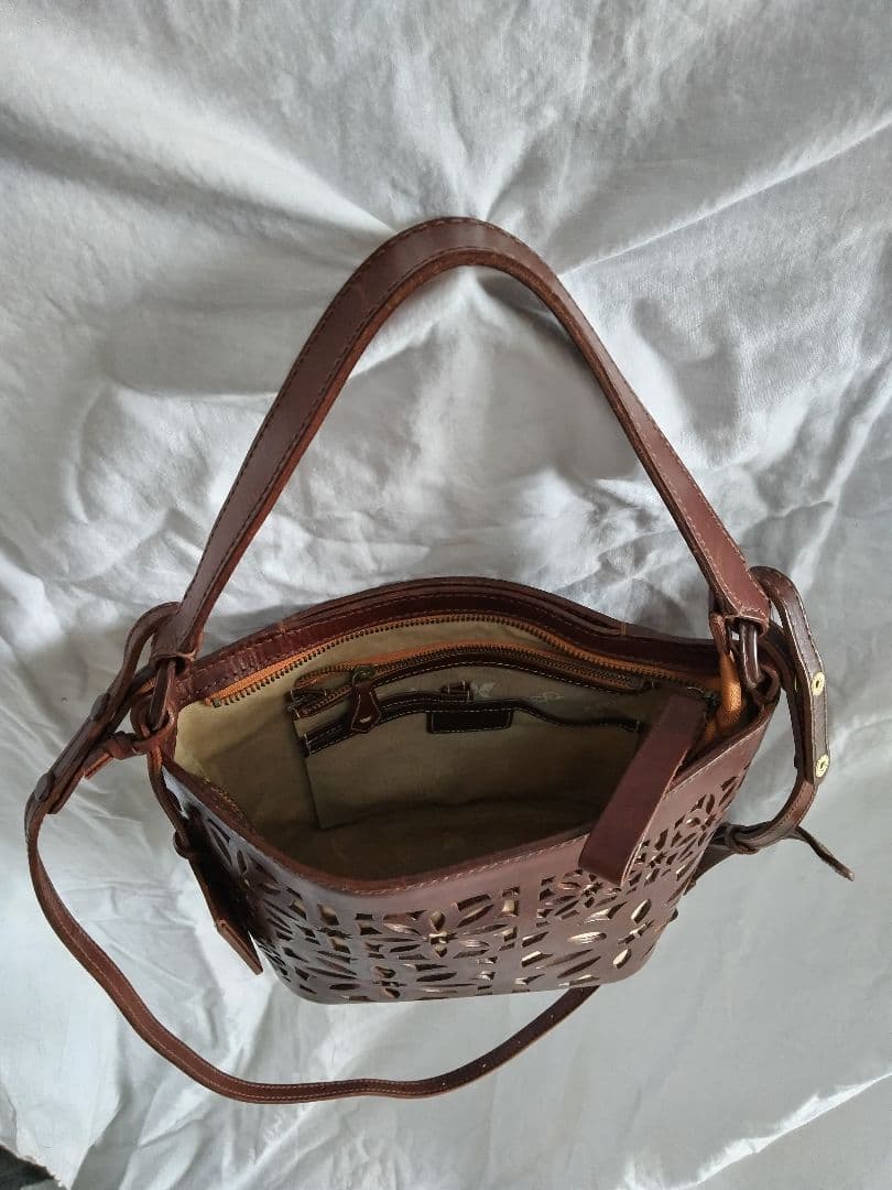 【genten】ブラウン カットワーク2waysバッグ 本革