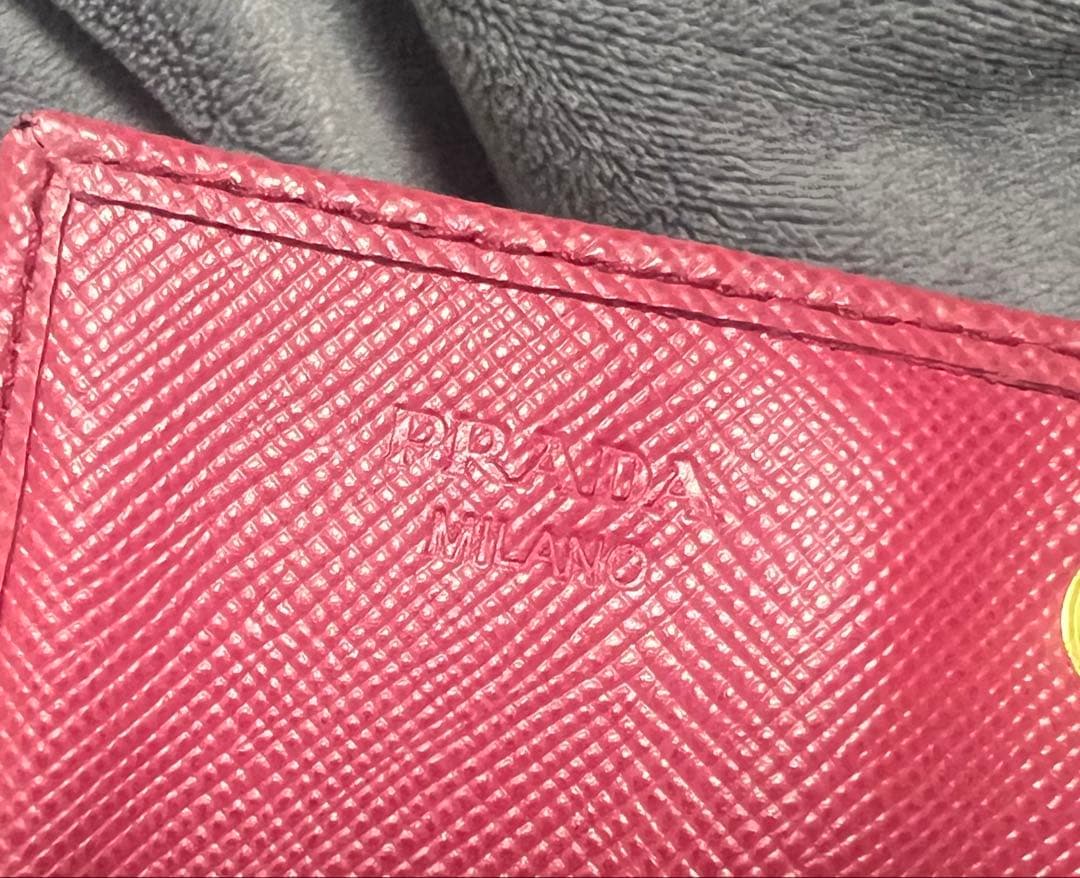 PRADA プラダ　サフィアーノレザー　ピンク　名刺入れ　レディース