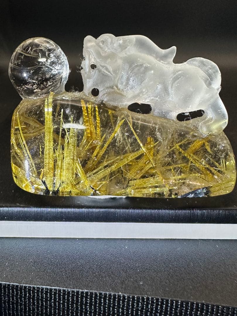 タイチンルチル　置物（ヒキュウ）