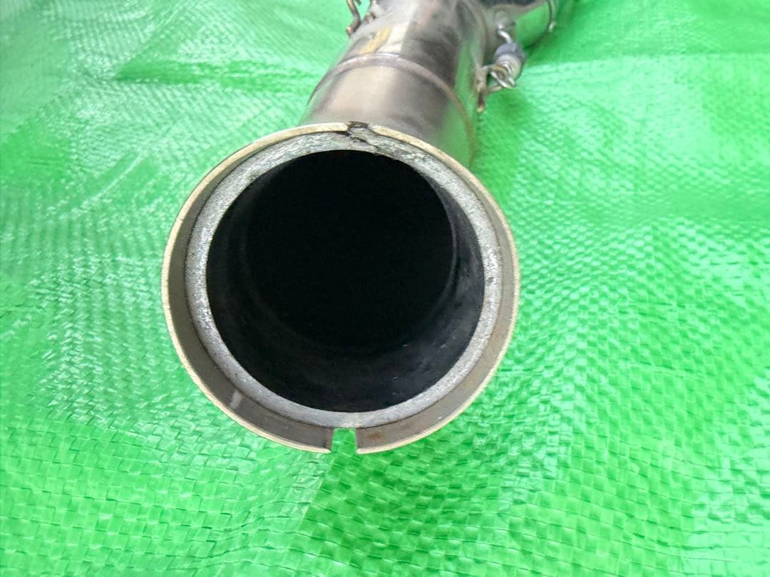 スズキ　GSR750 マフラー　ヨシムラ　スリップオン　R-11 サイクロン