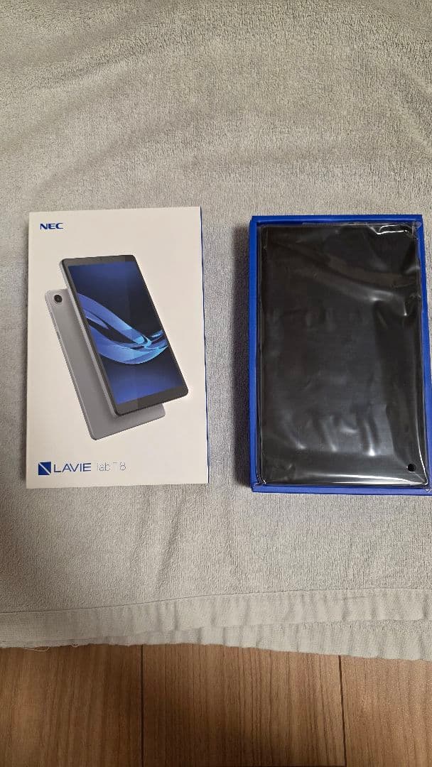 Androidタブレット「NEC LAVIE Tab T8」