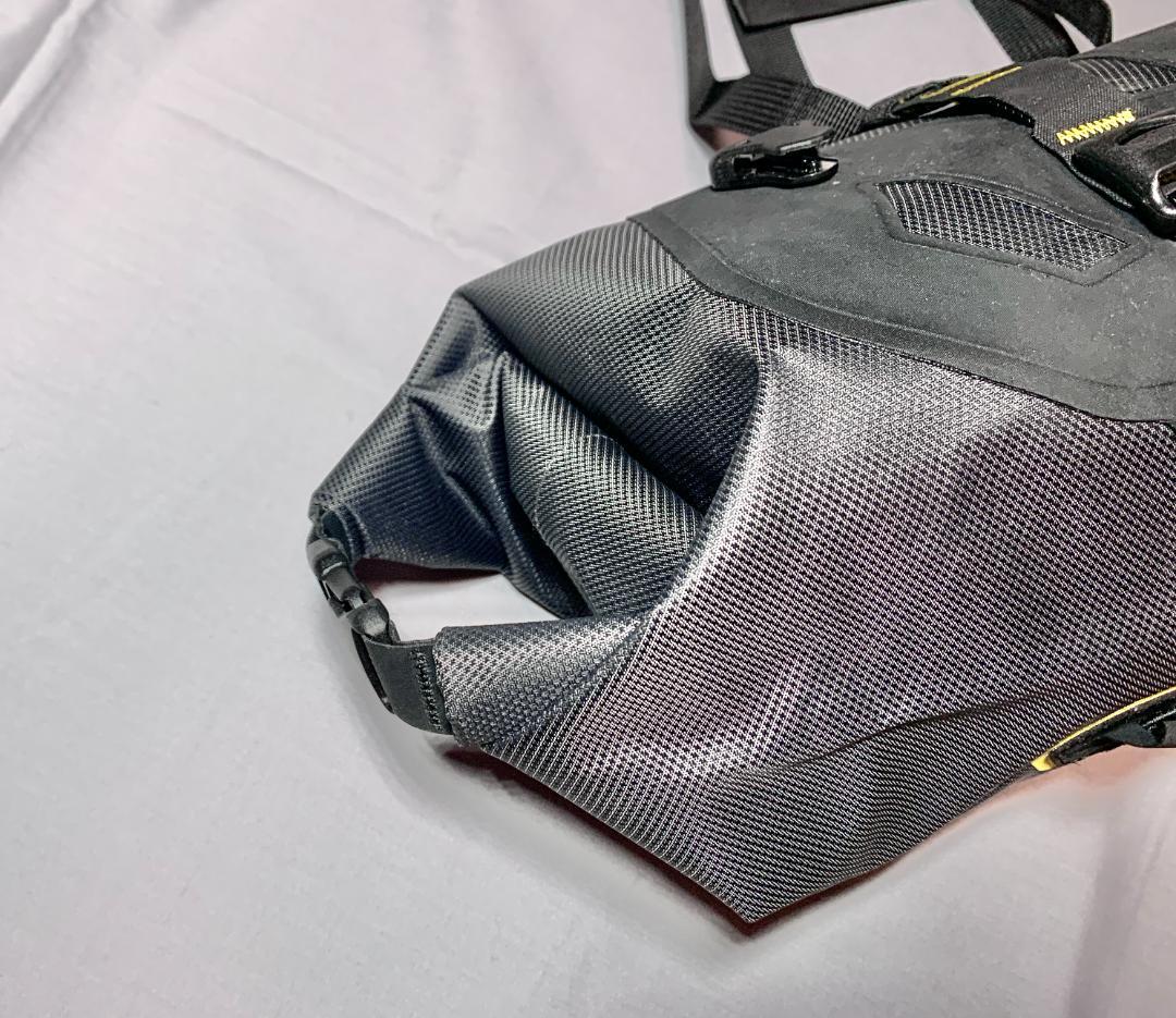 アクセサリー APIDURA EXPEDITION HANDLEBAR PACK 14L