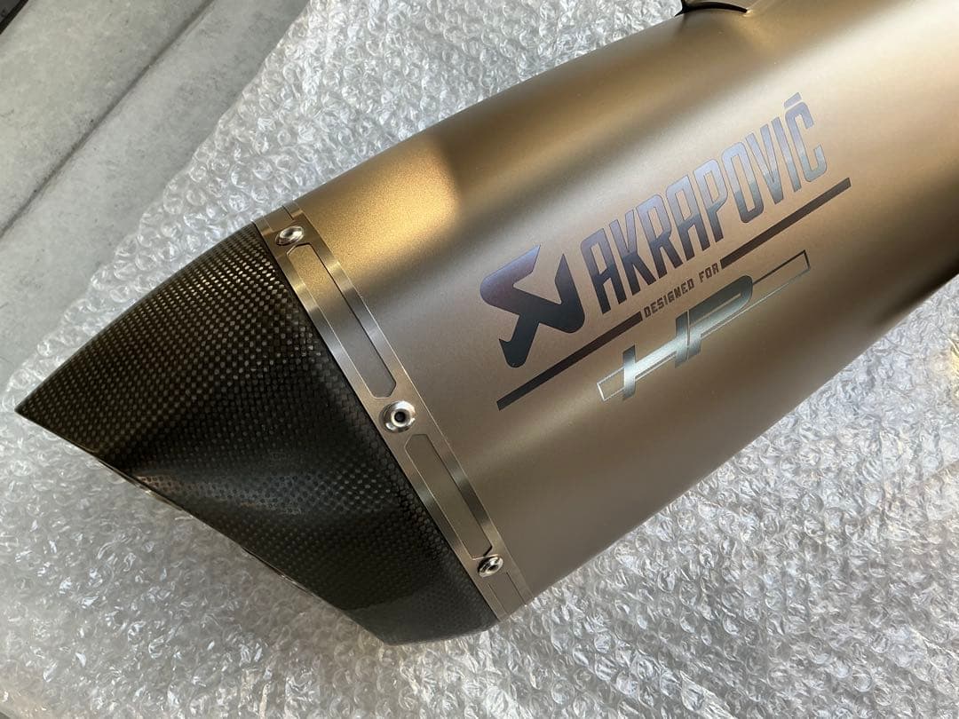  R1250R R1250RS 純正オプション アクラポビッチ　マフラー
