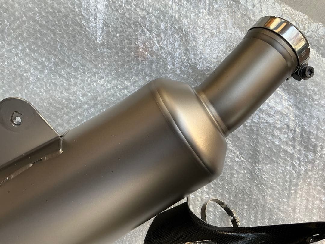  R1250R R1250RS 純正オプション アクラポビッチ　マフラー