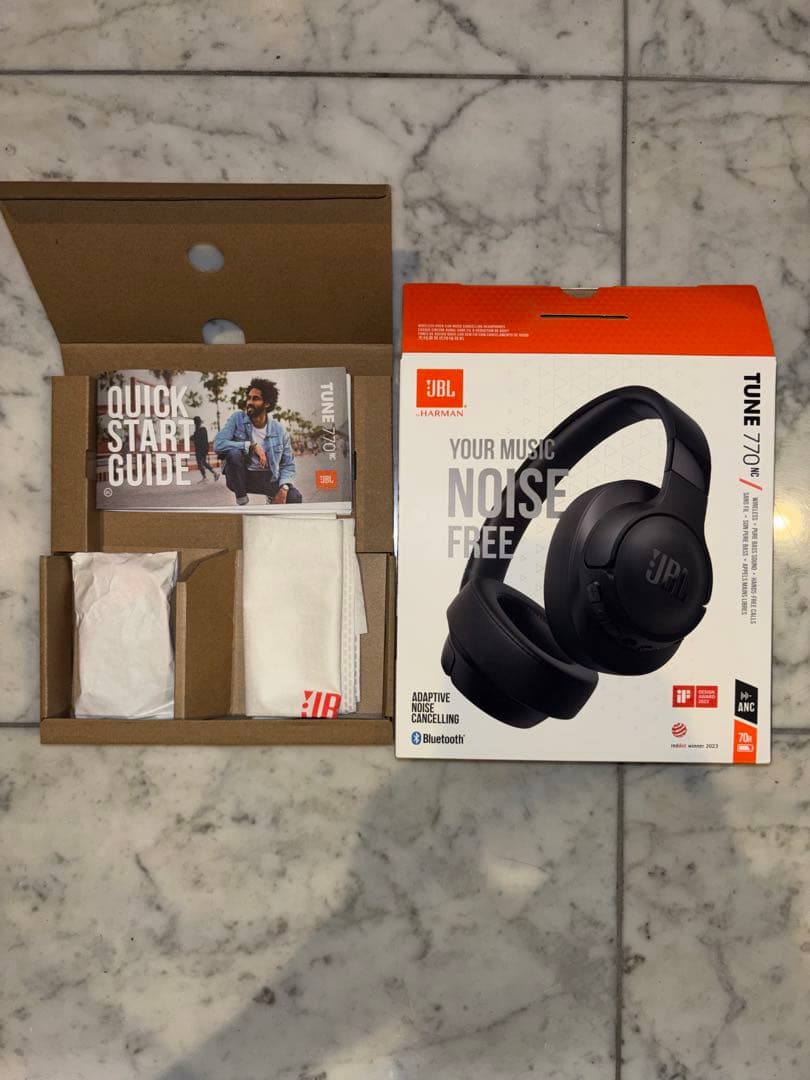 JBL TUNE 770NC ワイヤレスヘッドホン ブラック