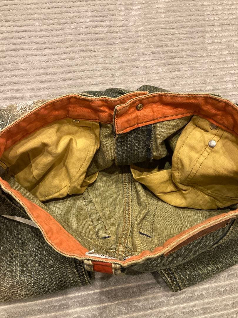 【美品】 絡繰魂 デニム 家紋 刺繍 鯉 30インチ 和柄 No.202763