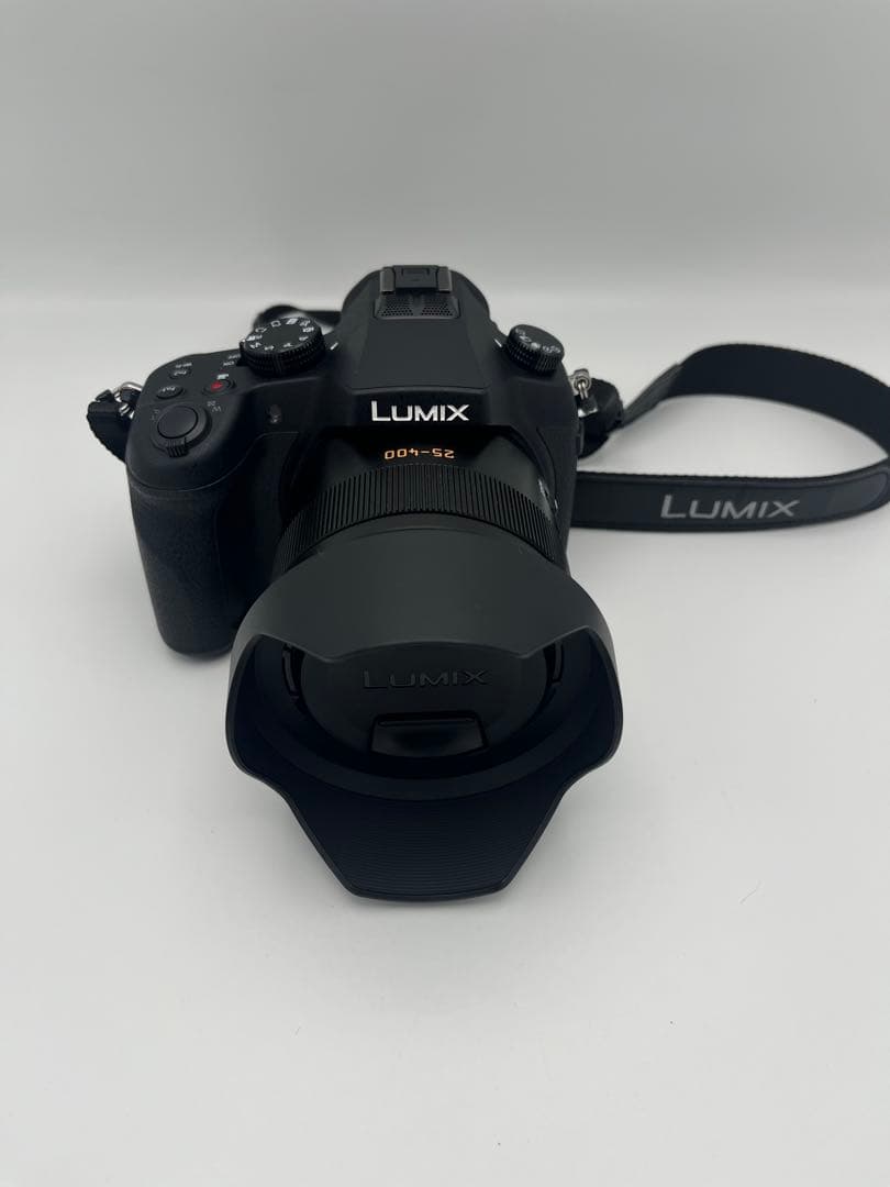 Panasonic DMC-FZ1000 4Kデジカメ 付属品充実