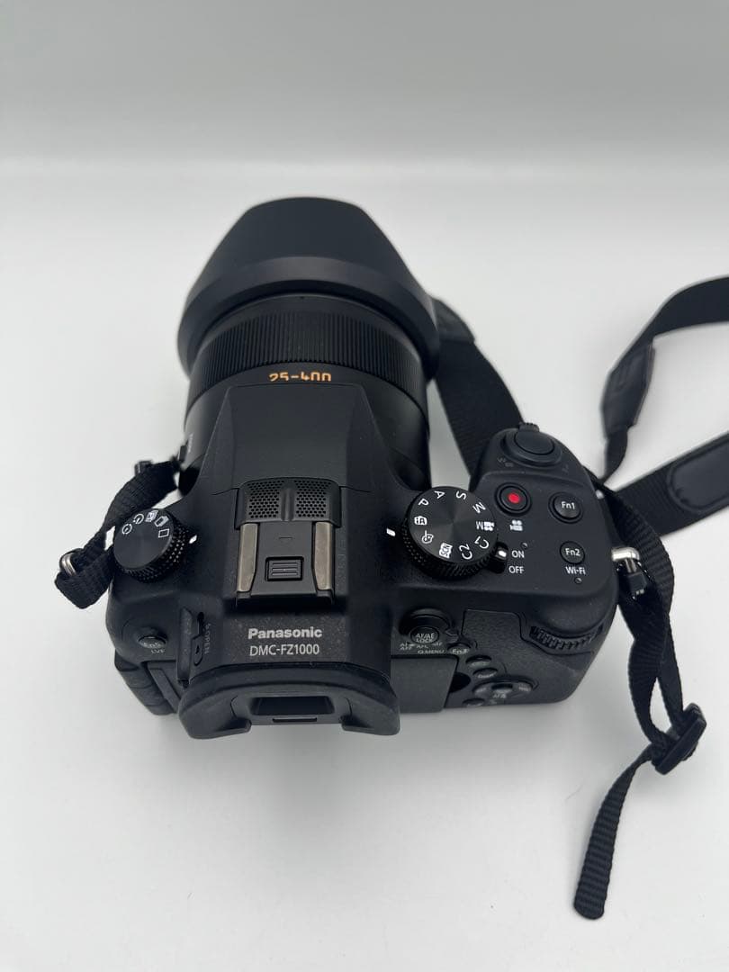 Panasonic DMC-FZ1000 4Kデジカメ 付属品充実