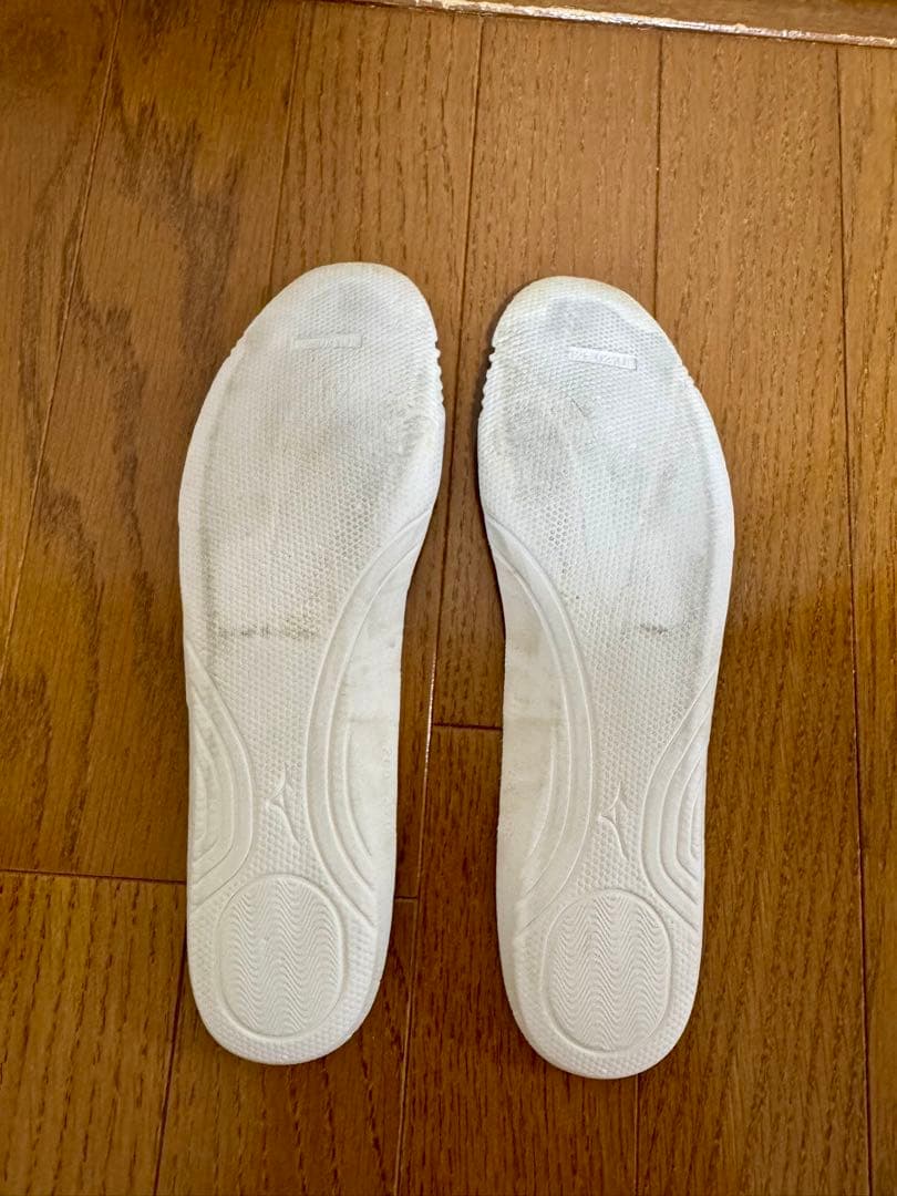 【美品】MORELIA トレーニングシューズ　黒　27cm