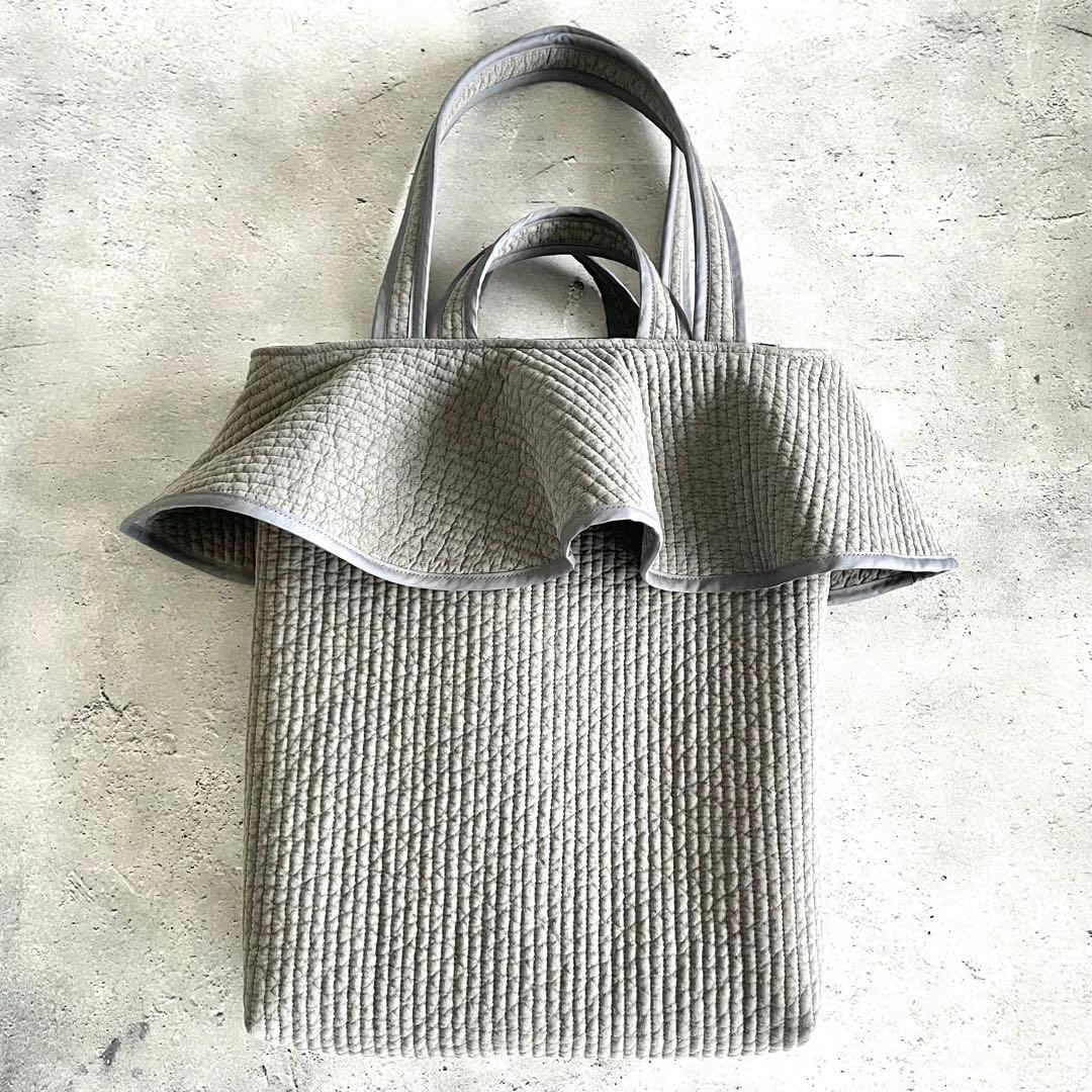 ヌビ　フリル縦型トートバッグ　肩掛け　大きめ　2way グレー　ハンドメイド